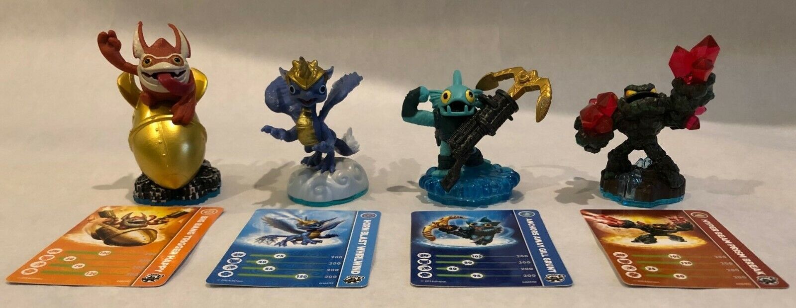 SKYLANDERS SWAP FORCE (4 figures) for XBOX 360