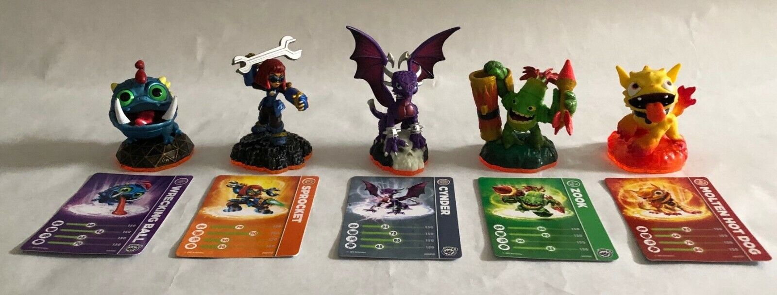 SKYLANDERS ADVENTURE (5 figures) for XBOX 360